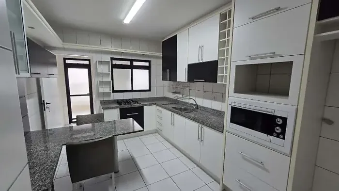 Apartamento 3 Quartos com 1 Suíte e 129m² - Bom Abrigo