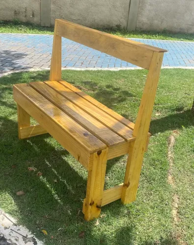 Vendo lindo Banco rústico 