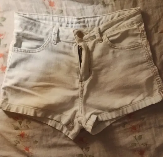 Short jeans usado em ótimo estado.