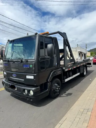 Ford Cargo 816 Plataforma Guincho 