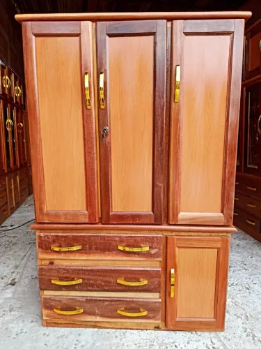 Guarda roupa de solteiro fabricação própria Novo!