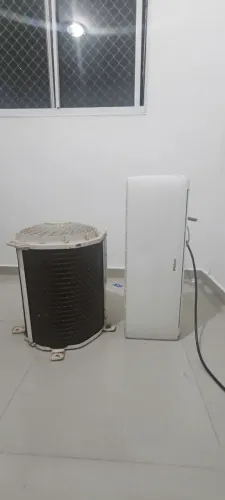 AR-CONDICIONADO 700,00