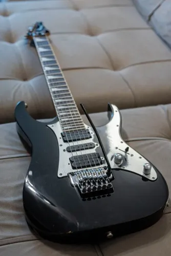 Guitarra Ibanez RG 350