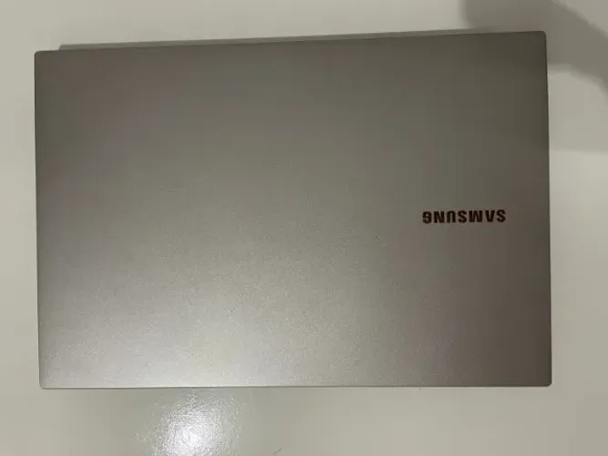 Galaxy Book E30 - 4GB RAM - 1TB HD