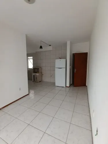 Imóvel para venda tem 50 metros quadrados com 2 quartos em Aririú - Palhoça - SC