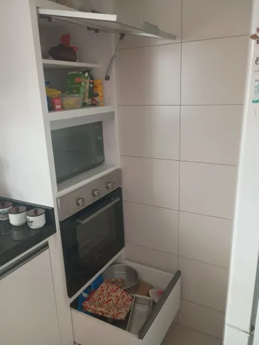 Porta microondas e forno elétrico 