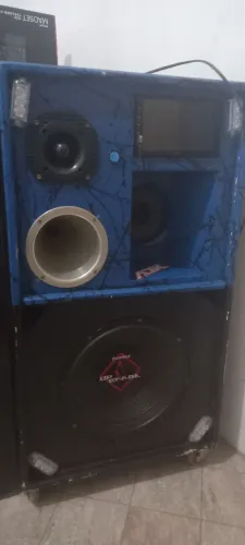 CAIXA TRIO ALTOMOTIVA RESIDENCIAL, ACEITO TROCA DO MEU AGRADO