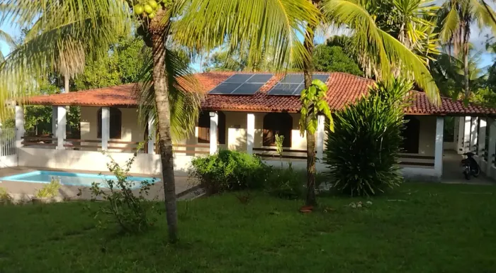 Sítio com piscina