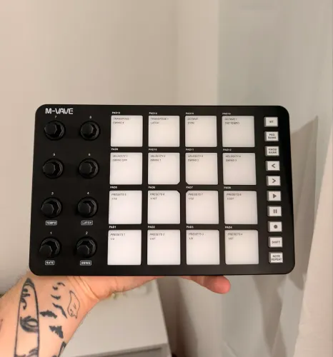 Controladora M-VAVE SMC-PAD 16 Almofadas 8 Botões