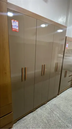Guarda roupa 6 portas COM ENTREGA E MONTAGEM POR NOSSA CONTA