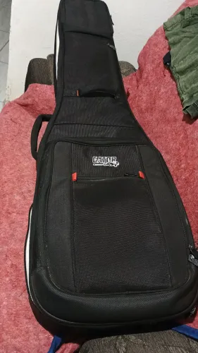 Vendo Case Bag Gator pra Contra Baixo