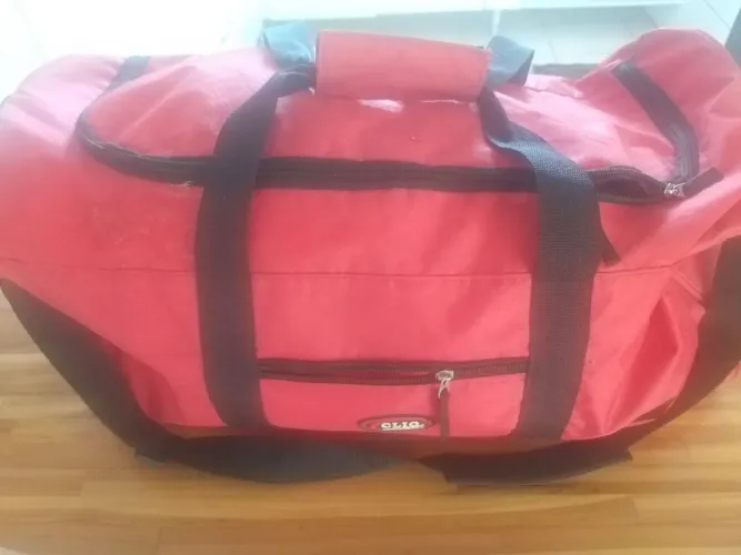 PRA SAIR HOJE BOLSA DE MAO VERMELHA COMPRADA NA BAGAGGIO