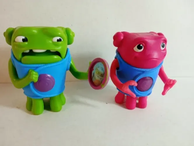 conjunto 2 bonecos cada um na sua casa mcdonalds