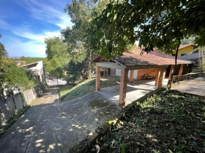 Terreno/Loteamento à Venda em Piratininga