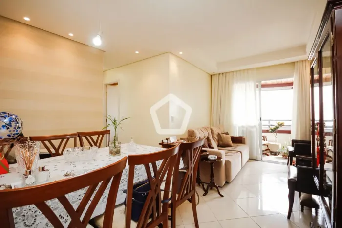 Apartamento em Bosque da Saúde