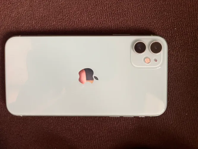 iPhone 11