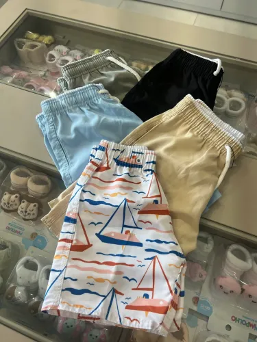 Vende-se bermudas a preço de custo 