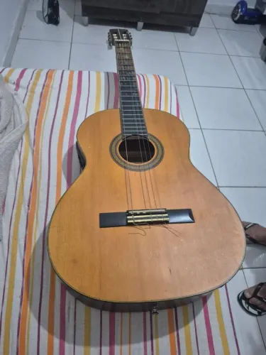 Vendo violão marca Tagima