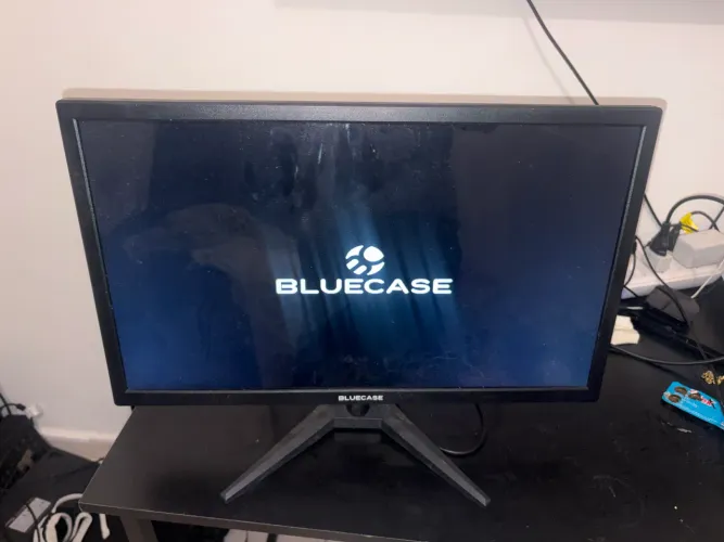 Monitor Bluecase 21,5? LED - Funcionando
