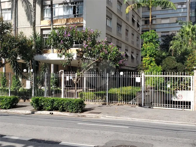Apartamento com 4 quartos à venda ou para locação em Bela vista - SP