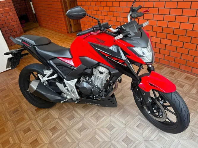 CB 300F Twister