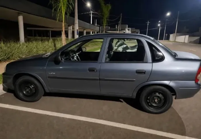 Chevrolet Corsa SED Class.life 1.0/1.0 Flexpower (álcool) 2009
