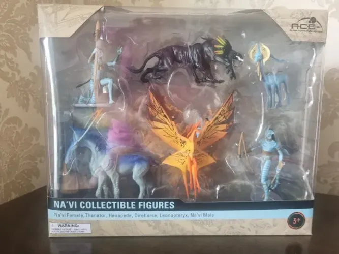 Avatar Figurine Set. Na'vi Collectible Figures. Disney Parks