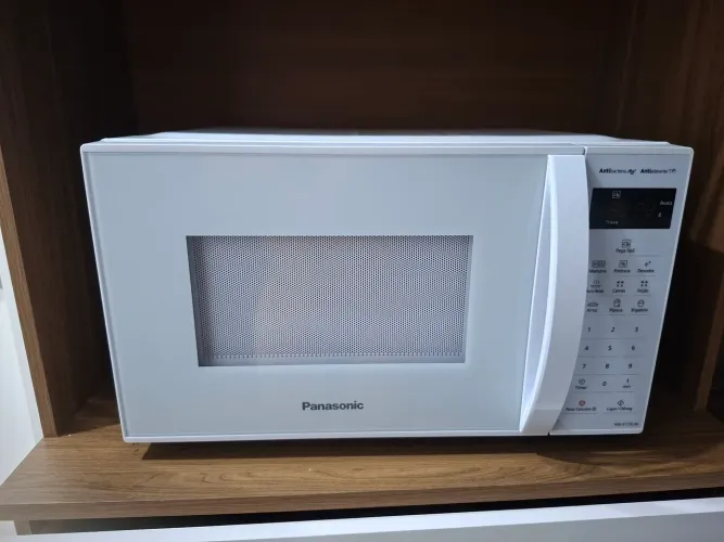 Micro-ondas 21L zero.