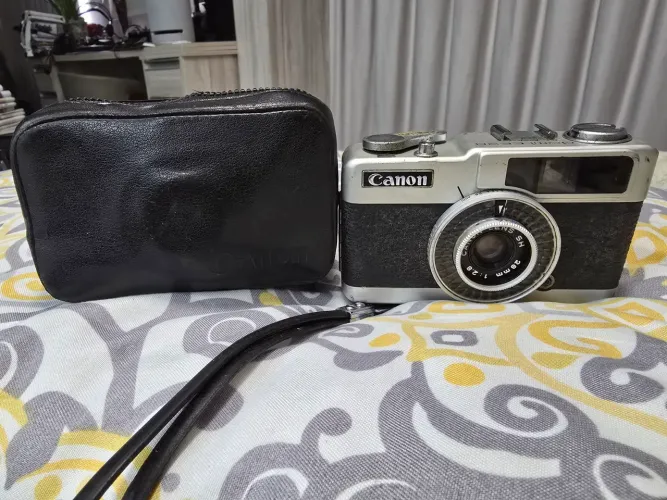 Câmera Canon Demi EE28