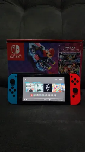 Nintendo Switch V2 DESBLOQUEADO + Acessórios