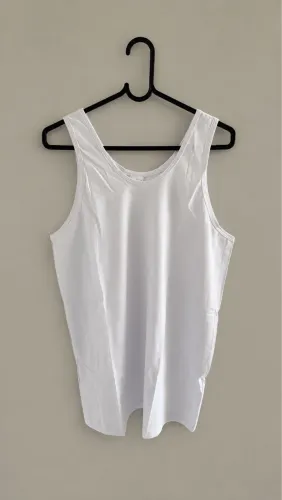 Camiseta branca M