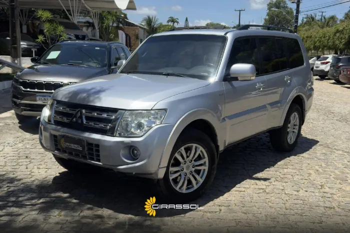 Mitsubishi Pajero HPE Full 3.2 4X4 T.i.dies. 5P AUT 2012