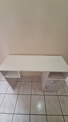 Mesa escrivaninha