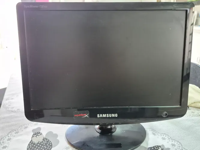 Monitor Samsung SyncMaster 732NW 17