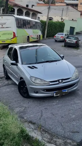 Peugeot 206 Selection/ Sensation 1.0 16V 5P 2002