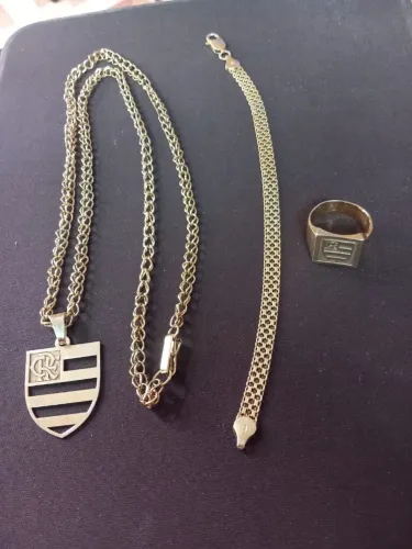 VENDO, PRATA BANHADO A OURO 18K 