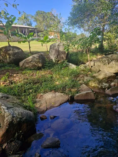 Sítio com 02 casas em imaruí, Laguna, riacho com agua cristalina 2.500 m²