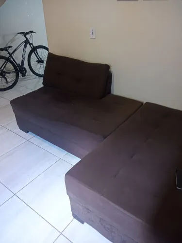 Sofá com puff 
