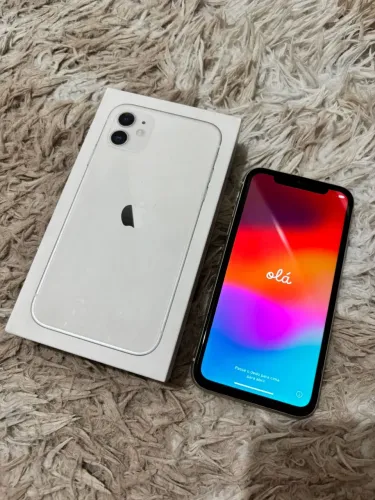 iPhone 11 64GB Branco - Conservado