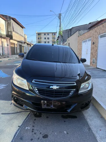 Chevrolet Onix Hatch LT 1.0 8V Flex Power Mec. 4P 2014