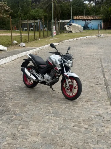 CB TWISTER 250 Muito nova