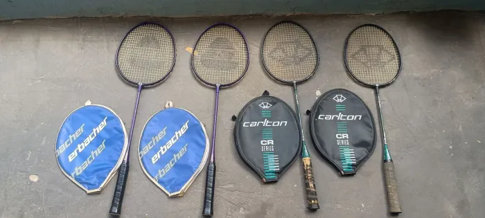 Raquetes de Badminton (Peteca)