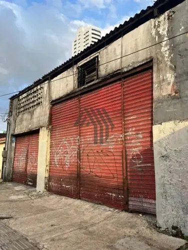 2102-Galpão para locação com aproximadamente 90 m², banheiro, deposito em excelente locali