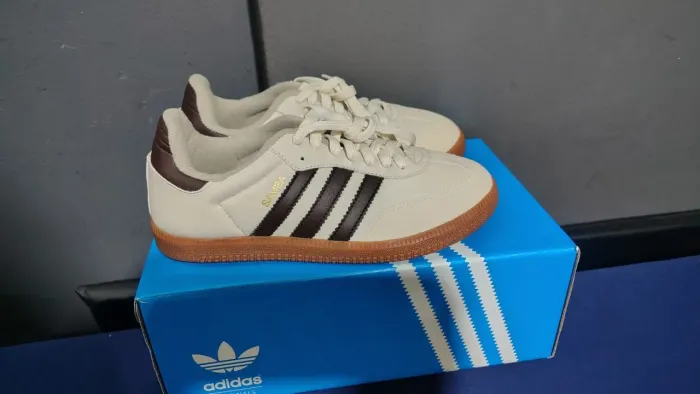 Tênis Adidas samba Tam 37