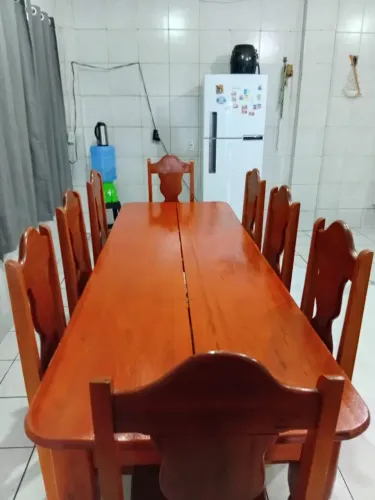 Mesa de madeira original 8 cadeiras