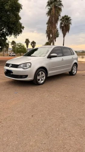 Volkswagen Polo 1.6 Mi/s.ouro 1.6 MI Tot.flex 8V 5P 2014