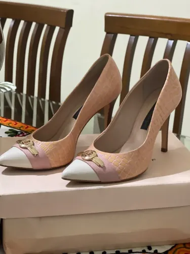 Scarpin Jorge Bischoff - Croco Rose. Nº 35