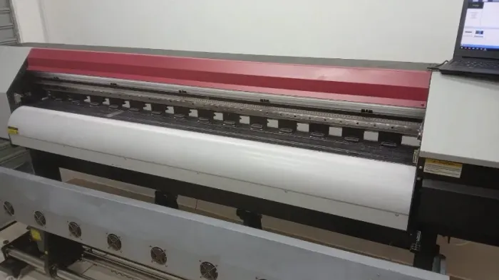 Máquina sublimação 1,80m com cabeça i3200, eletrônica Senyang. Valor negociavel.
