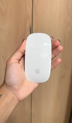 Mouse sem fio Apple Magic Mouse - conexão USB-c branca