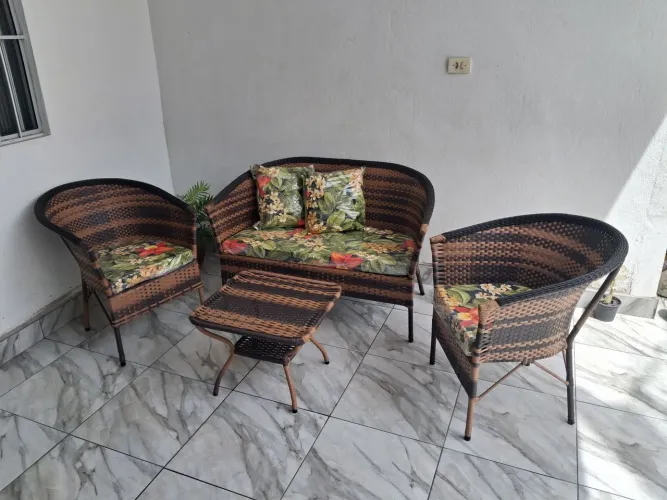Jogo de cadeiras varanda jardim área externa e interna fibra sintética